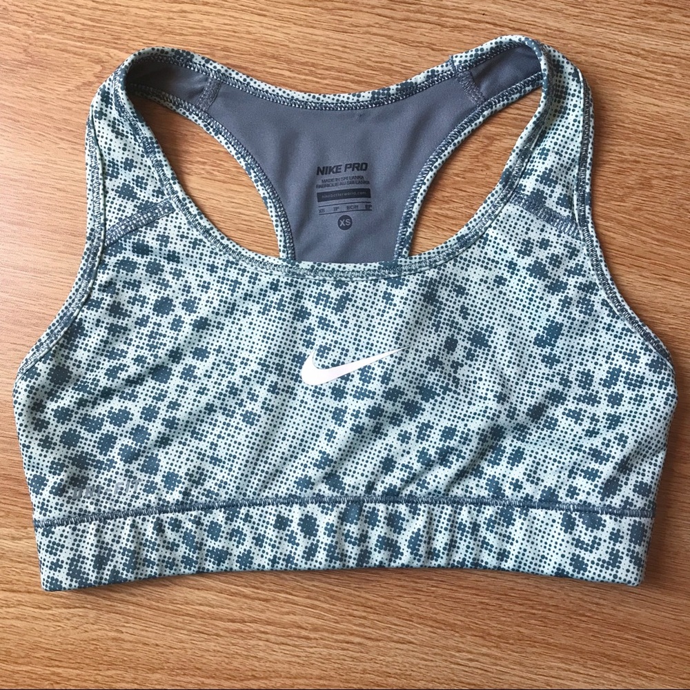 NWOT Nike Pro Printed Sports Bra XS